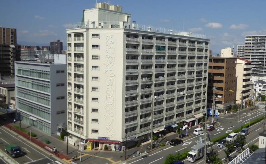 シャンボール第2新大阪外観